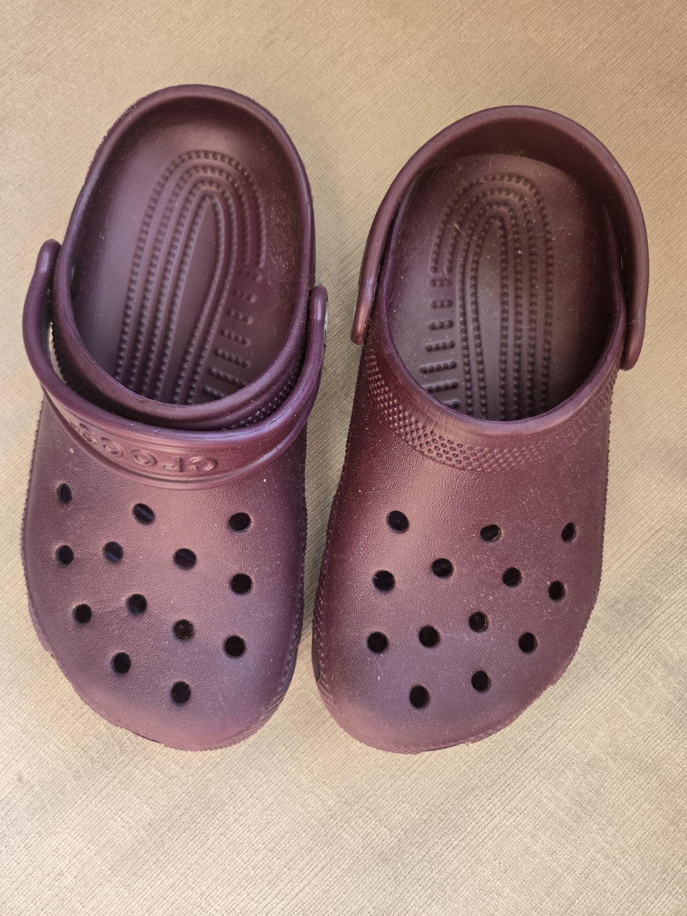 CROCS Kids Classic Clog in Plum